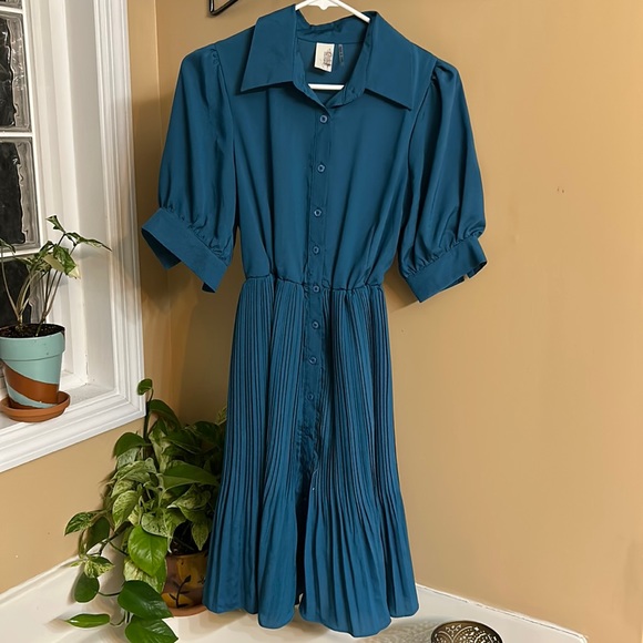 Anthropologie Dresses & Skirts - New Anthropologie Pleated Balloon Sleeve Cinch Waist Midi Dress